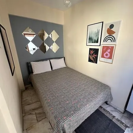 Tiny Loft In The Heart Of Thessaloniki,17 Square Meters,on The Terrace Of The Building Apartment *